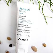SESDERMA ACNISES SESDERMA ACNISES